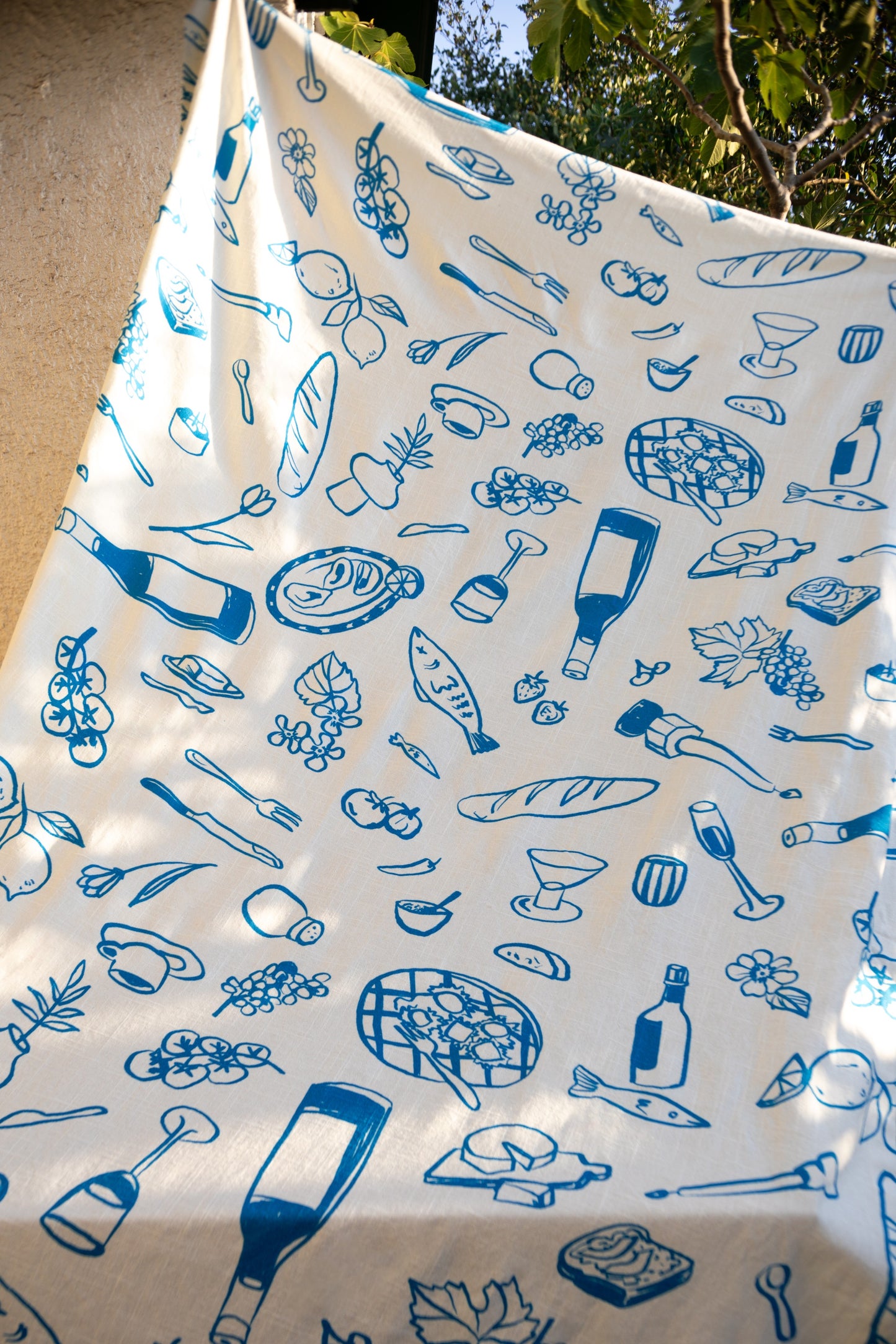 White Feast - Tablecloth