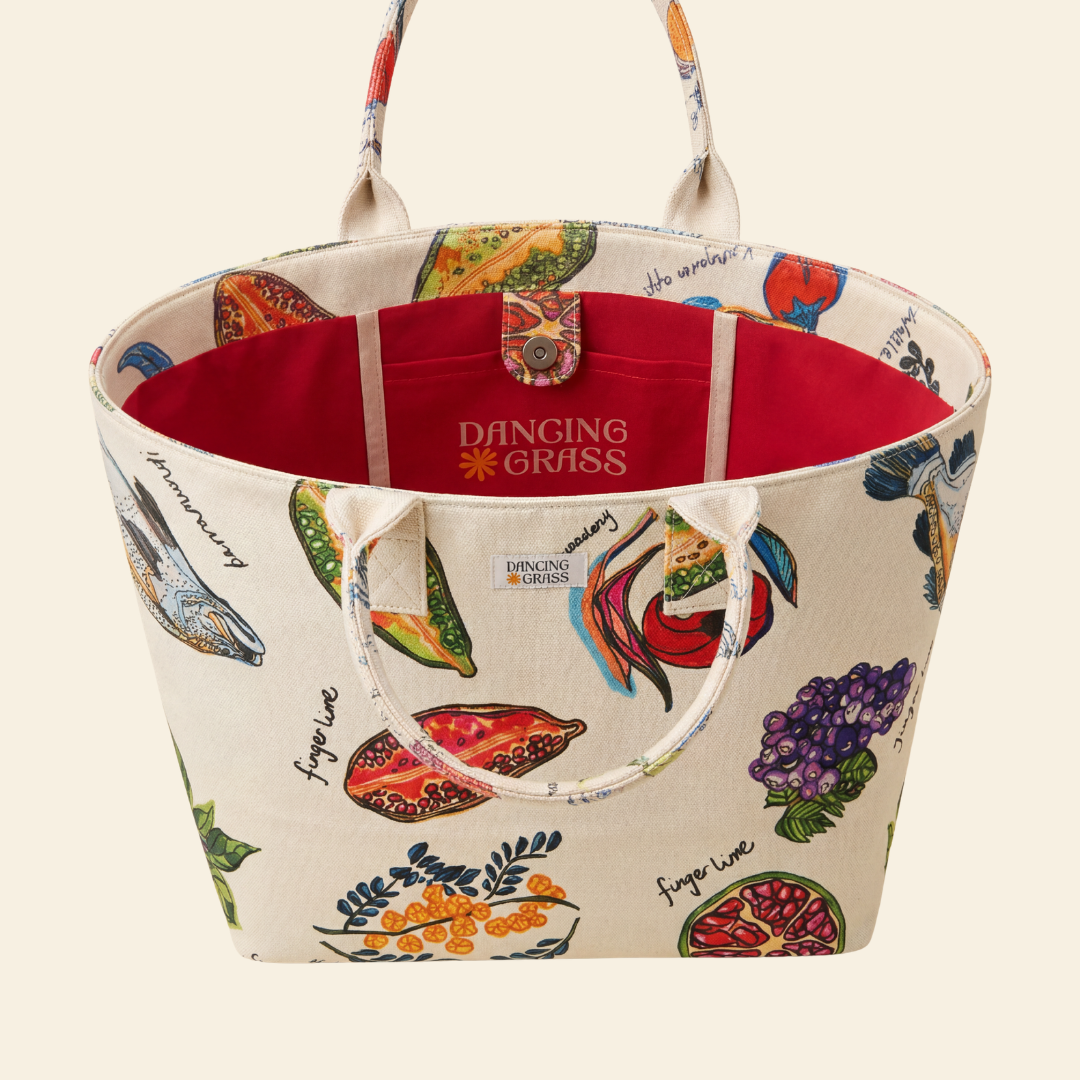 The Dancing Grass Bag