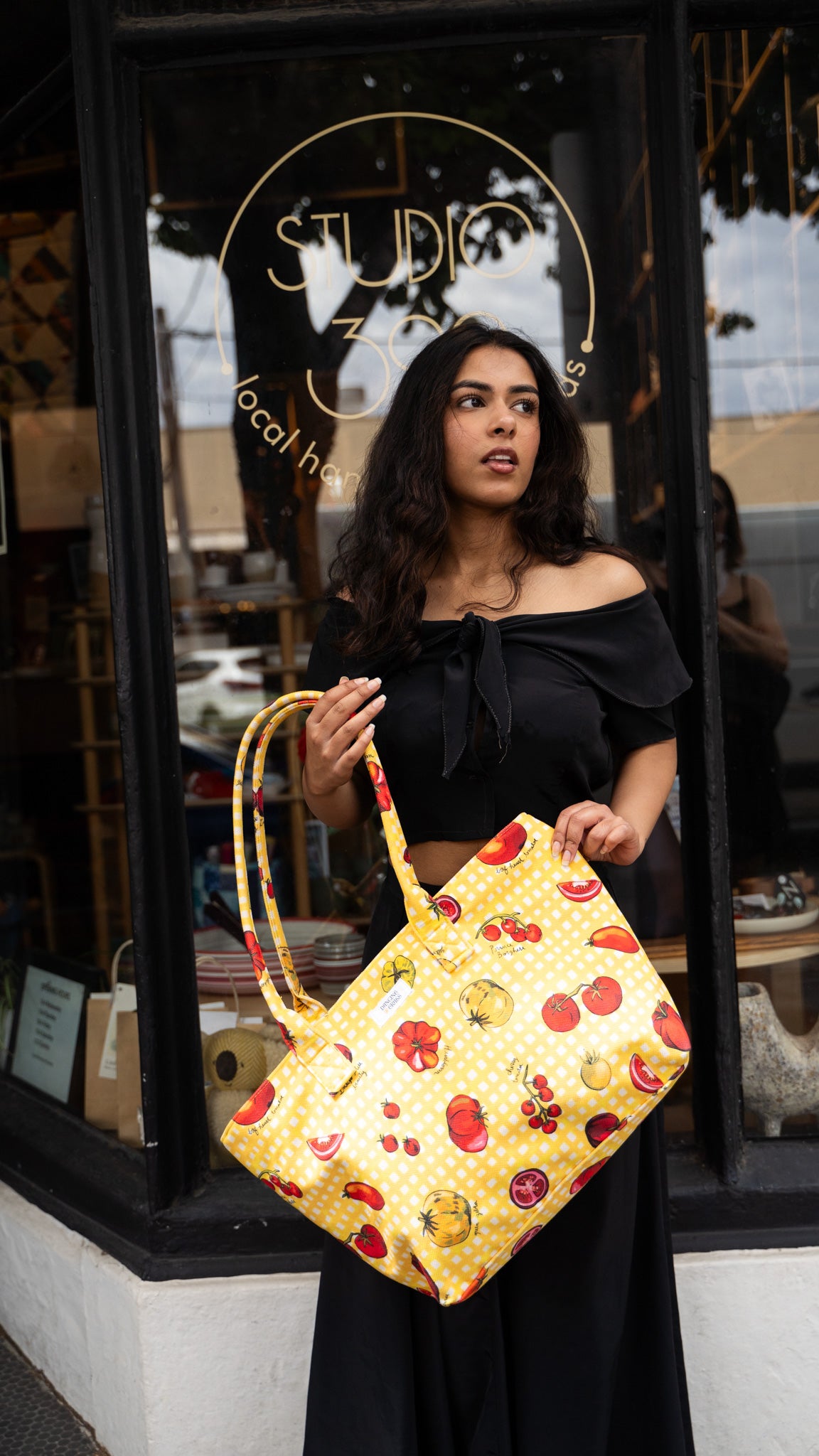 Dancing Grass Structured Tote Bag