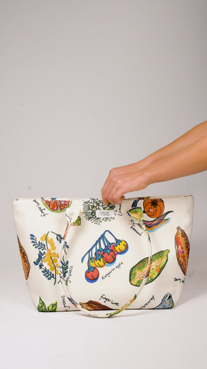The Dancing Grass Bag